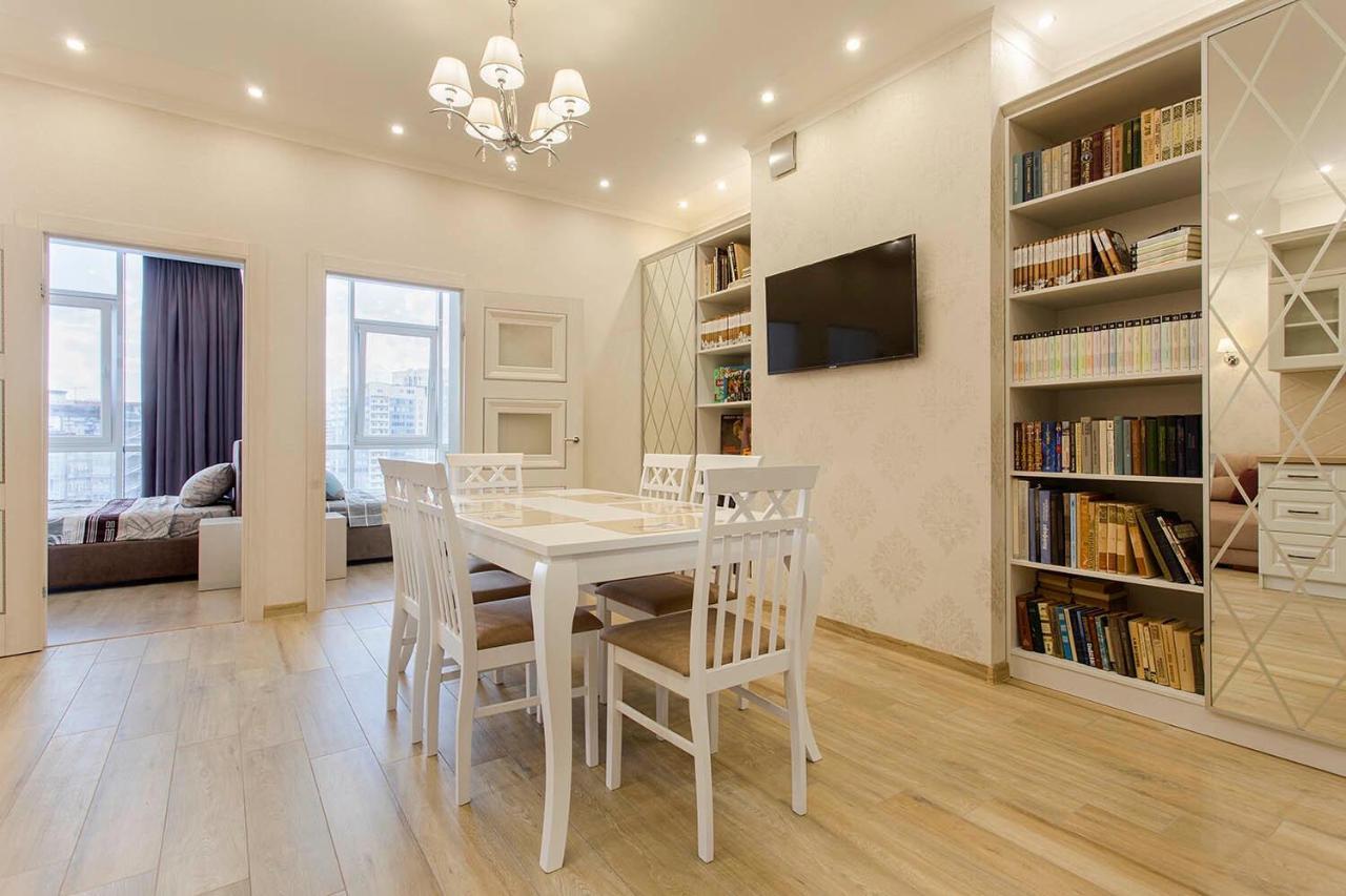 2-Roomed Apartment With Living Room Odessa Eksteriør bilde