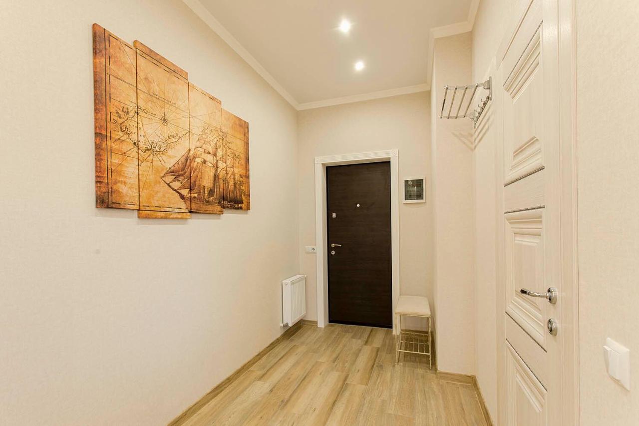 2-Roomed Apartment With Living Room Odessa Eksteriør bilde