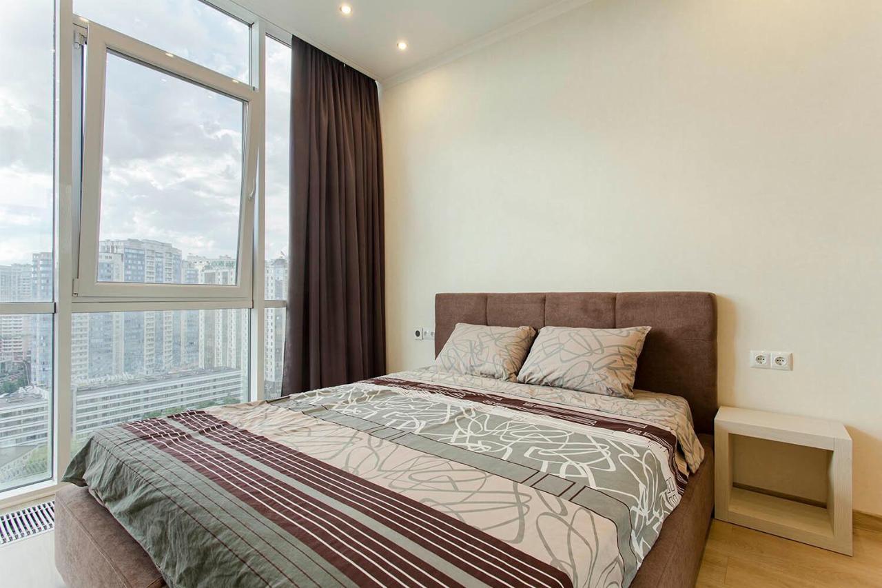 2-Roomed Apartment With Living Room Odessa Eksteriør bilde